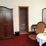Graf Von Szálloda Merano