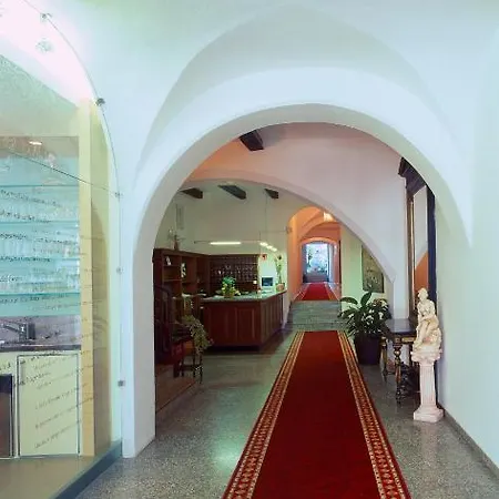 Hotel Graf Von Merano