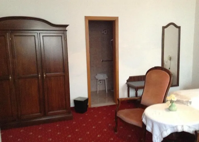 Graf Von Otel Merano